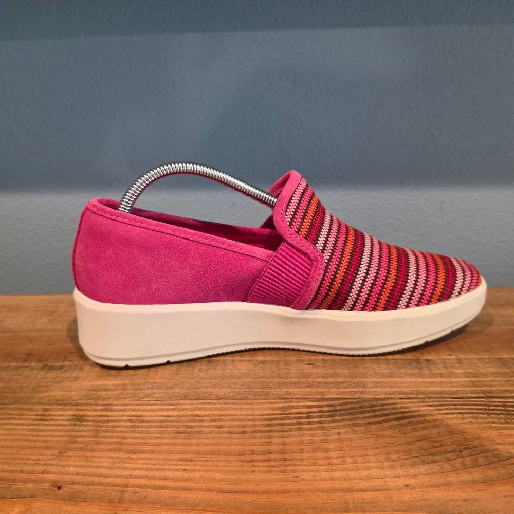 Clarks Womens Layton Petal Slip On Sneaker Fuchsia Multi Stripe Suede 9.5 Wide - Picture 10 of 12
